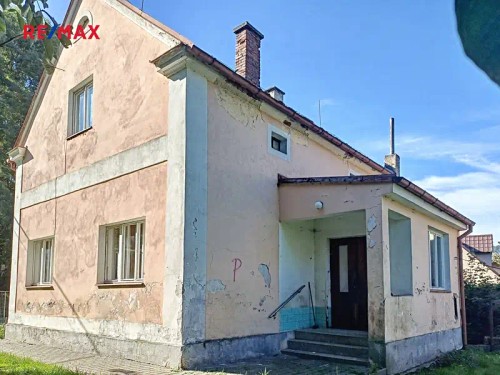 Prodej domu 200 m², pozemek 2250 m²