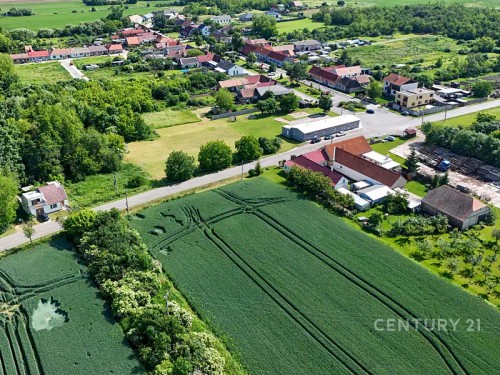 Prodej stavebního pozemku 1000 m²