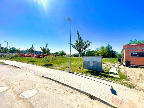Prodej stavebního pozemku 898 m²