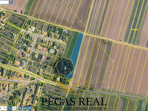 Prodej stavebního pozemku 3390 m²