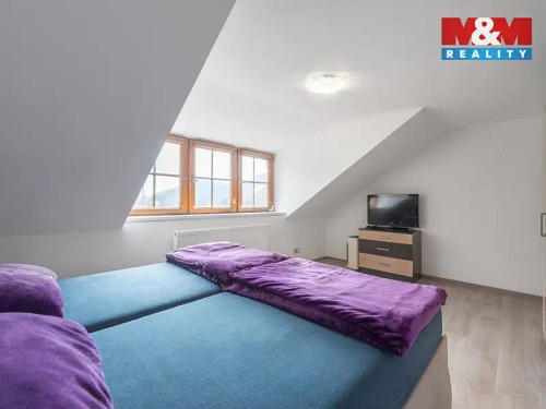 Prodej domu 240 m², pozemek 1842 m²