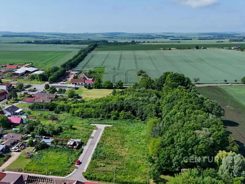 Prodej stavebního pozemku 1000 m²