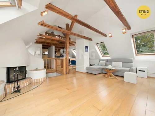 Prodej domu 428 m², pozemek 1534 m²