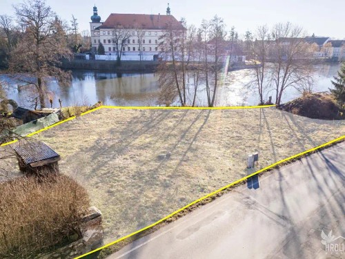 Prodej stavebního pozemku 1497 m²