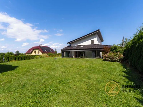 Prodej domu 351 m², pozemek 1603 m²