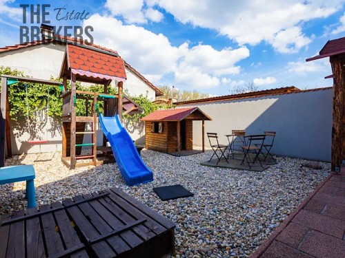 Prodej domu 142 m², pozemek 884 m²