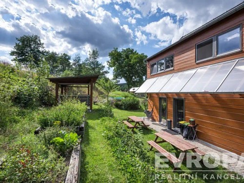 Prodej domu 260 m², pozemek 70485 m²
