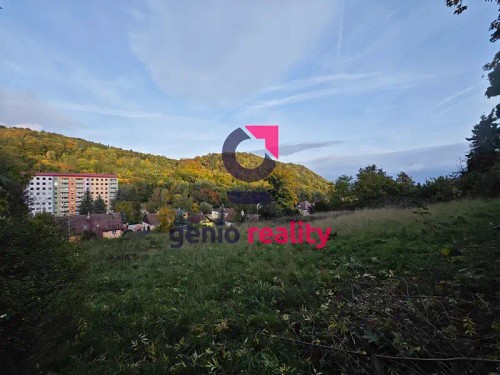 Prodej stavebního pozemku 1207 m²