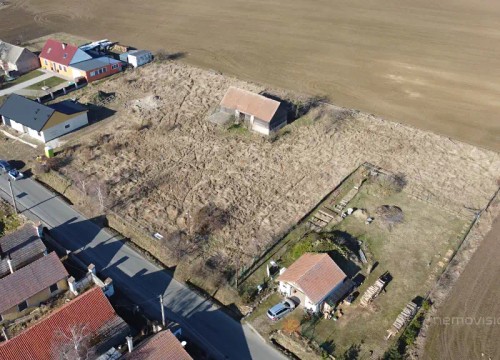Prodej stavebního pozemku 2936 m²