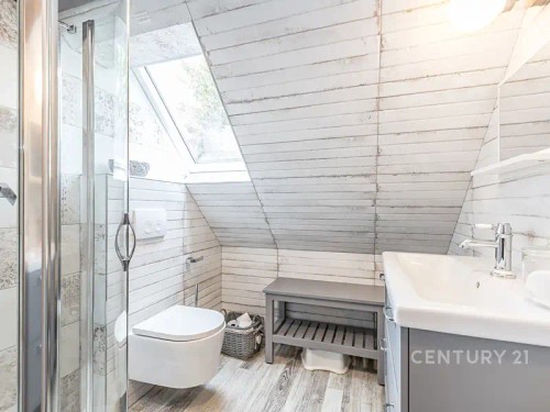 Prodej domu 293 m², pozemek 1605 m²