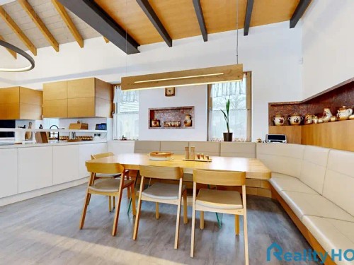 Prodej domu 271 m², pozemek 3395 m²