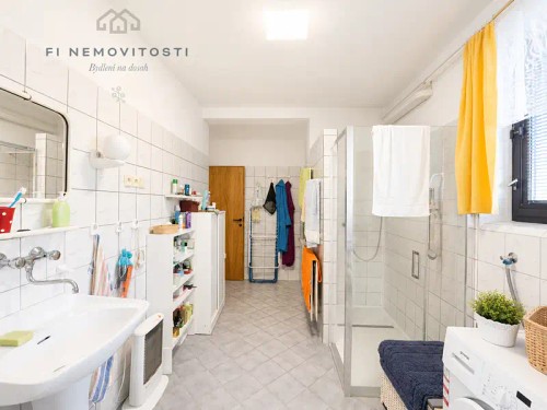 Prodej domu 211 m², pozemek 1129 m²