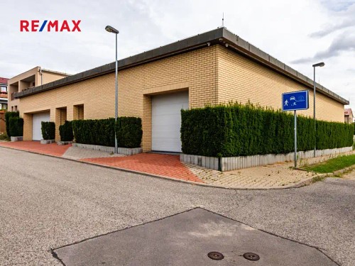 Prodej domu 365 m², pozemek 623 m²