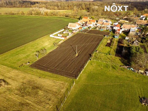 Prodej stavebního pozemku 4530 m²