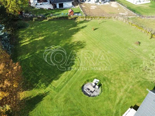 Prodej stavebního pozemku 3260 m²