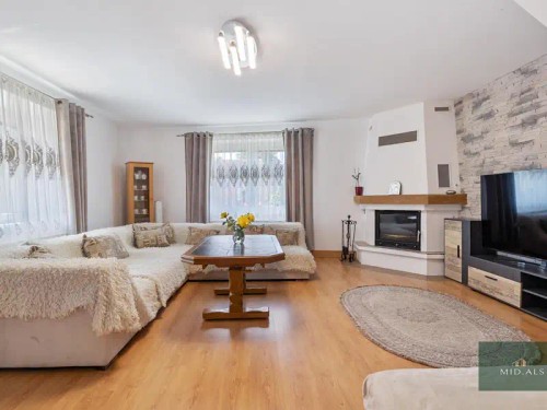 Prodej domu 200 m², pozemek 1164 m²