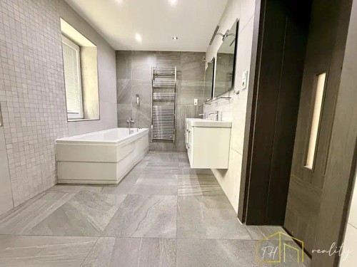 Prodej domu 180 m², pozemek 147 m²