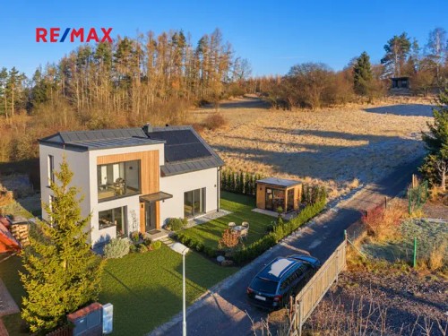 Prodej stavebního pozemku 951 m²