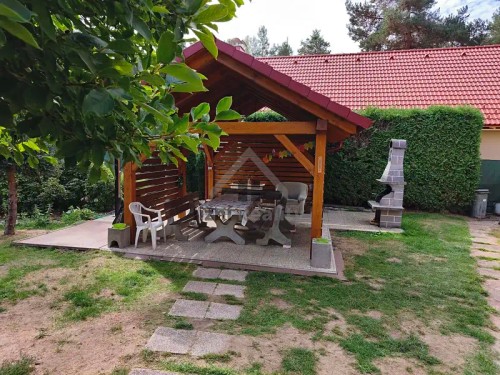 Prodej domu 250 m², pozemek 2252 m²