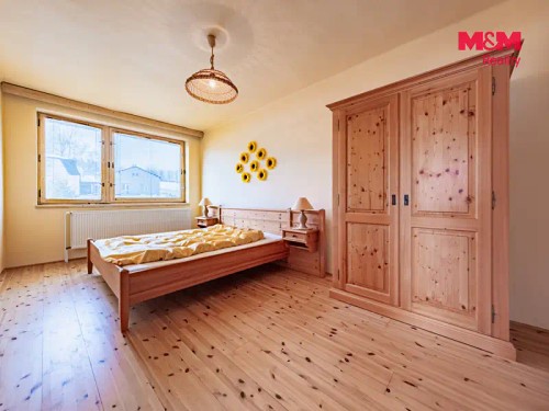 Prodej domu 300 m², pozemek 1340 m²