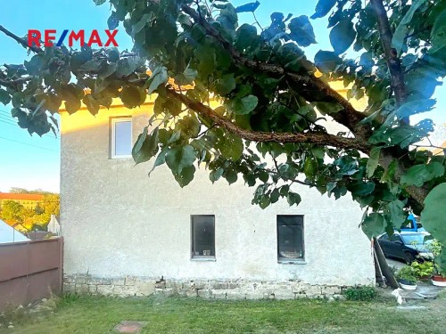 Prodej domu 400 m², pozemek 2175 m²