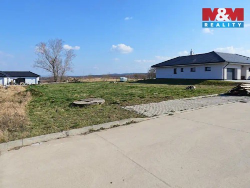 Prodej stavebního pozemku 898 m²