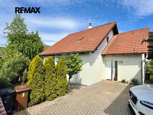 Prodej domu 205 m², pozemek 809 m²