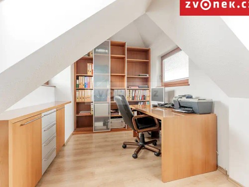 Prodej vily 540 m², pozemek 1700 m²