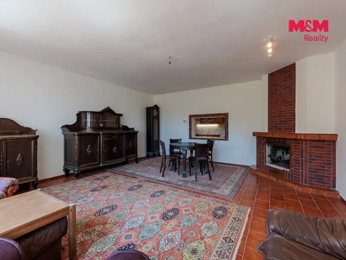 Prodej domu 250 m², pozemek 976 m²