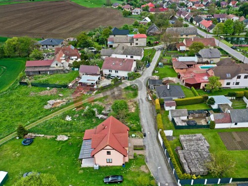Prodej stavebního pozemku 843 m²
