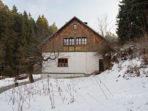 Prodej chalupy 648 m², pozemek 907 m²