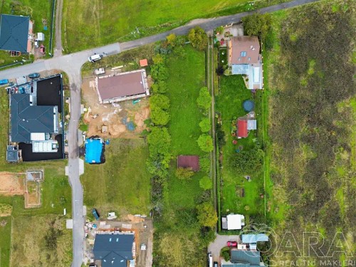 Prodej stavebního pozemku 1025 m²