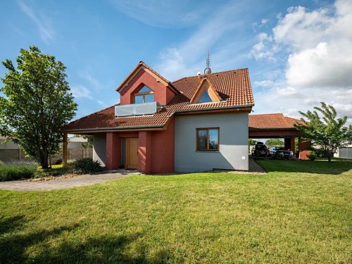 Prodej domu 257 m², pozemek 1691 m²