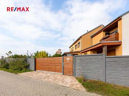 Prodej domu 199 m², pozemek 524 m²