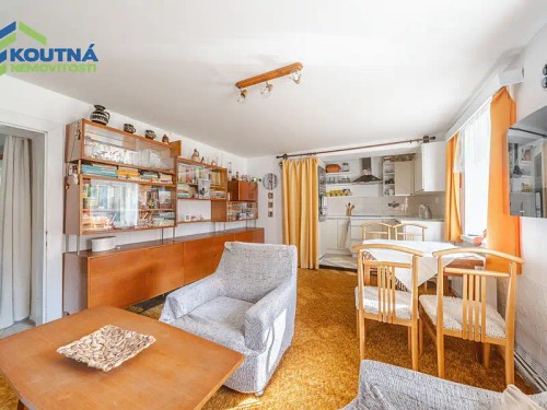 Prodej domu 250 m², pozemek 2599 m²