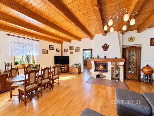 Prodej domu 198 m², pozemek 1418 m²