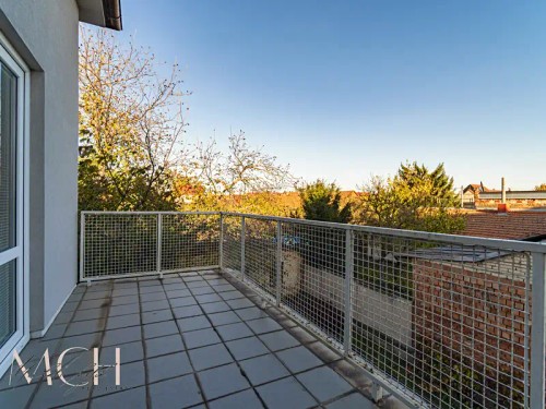 Prodej domu 330 m², pozemek 1144 m²