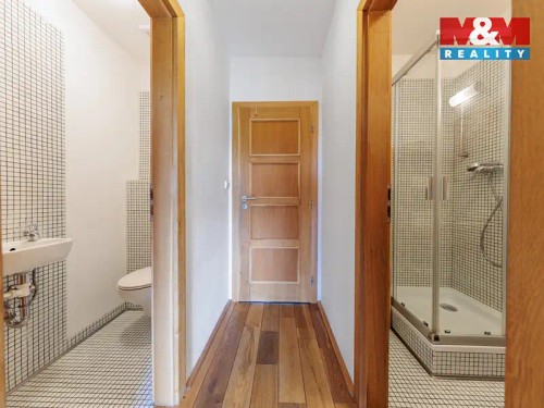 Prodej domu 183 m², pozemek 1211 m²
