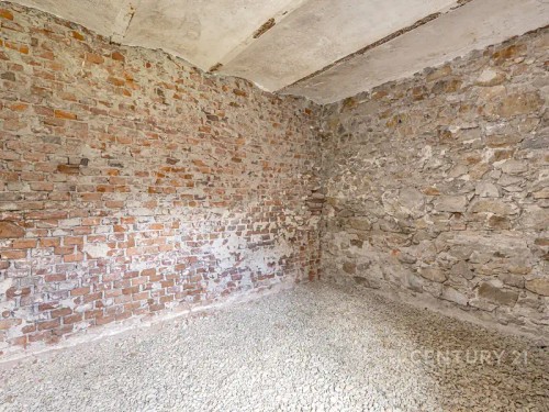 Prodej zemědělské usedlosti 400 m², pozemek 15909 m²