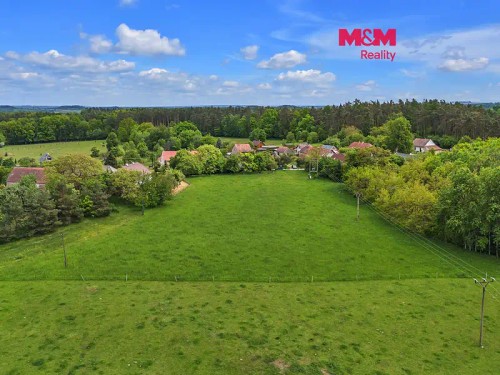 Prodej stavebního pozemku 5738 m²