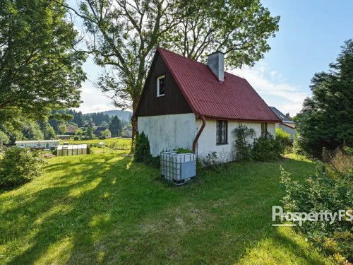 Prodej stavebního pozemku 1280 m²