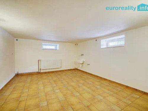Prodej domu 420 m², pozemek 633 m²