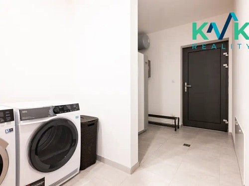 Prodej domu 228 m², pozemek 1069 m²