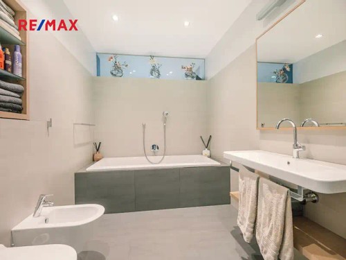 Prodej atypického bytu 160 m²