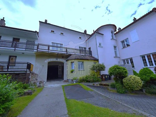 Prodej domu 454 m², pozemek 164 m²