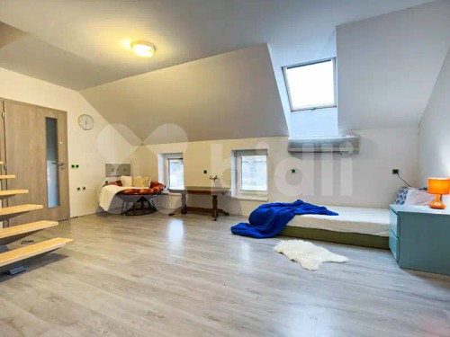 Prodej domu 300 m², pozemek 1690 m²