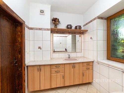 Prodej domu 202 m², pozemek 1087 m²