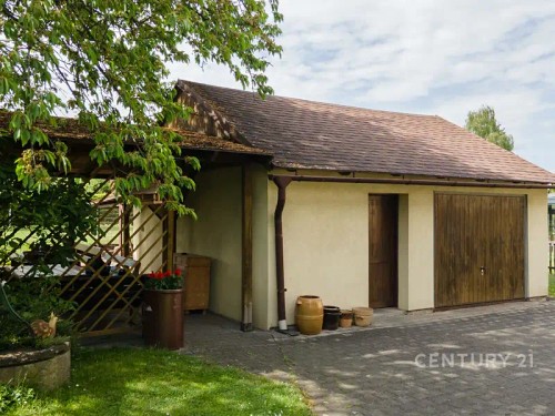 Prodej domu 202 m², pozemek 1087 m²