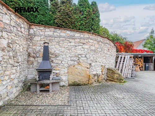 Prodej domu 670 m², pozemek 1786 m²