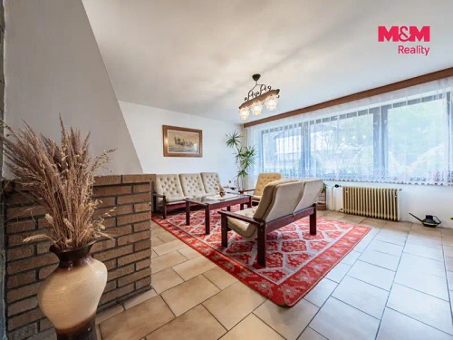 Prodej domu 230 m², pozemek 832 m²